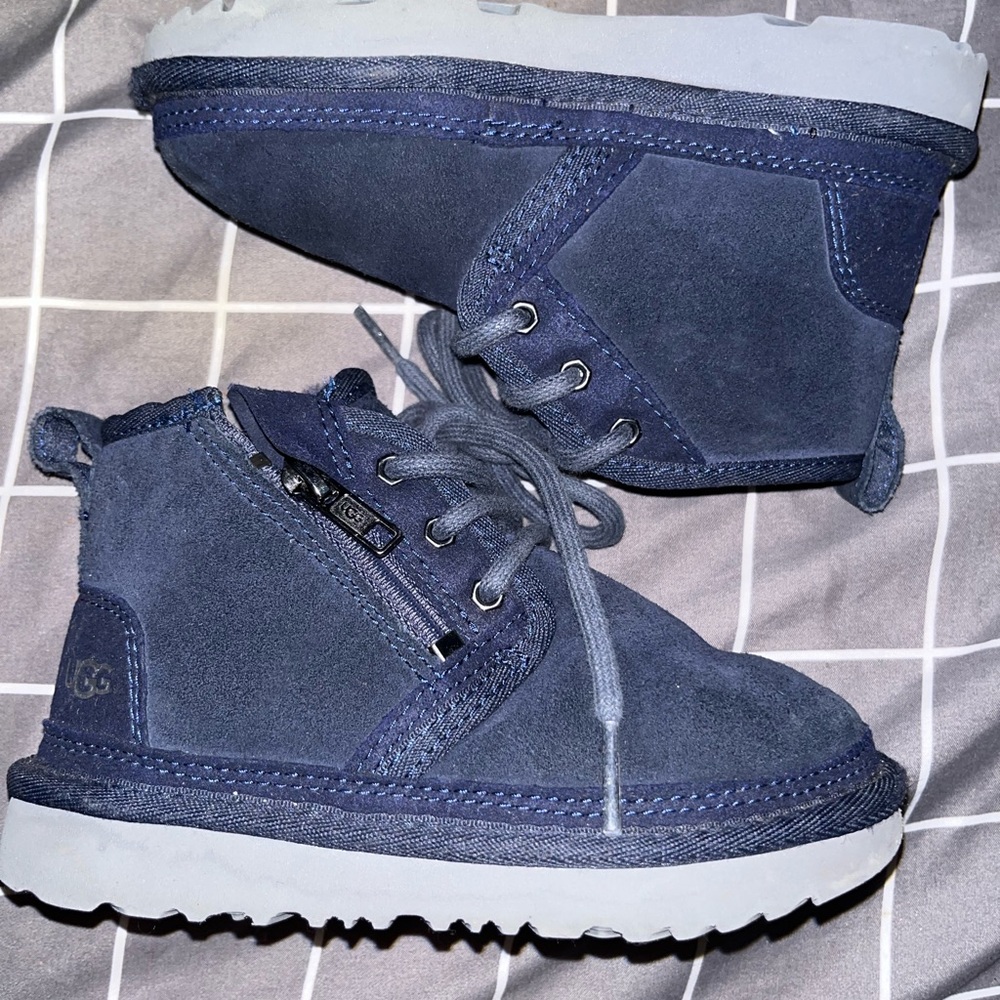 TODDLER UGGS